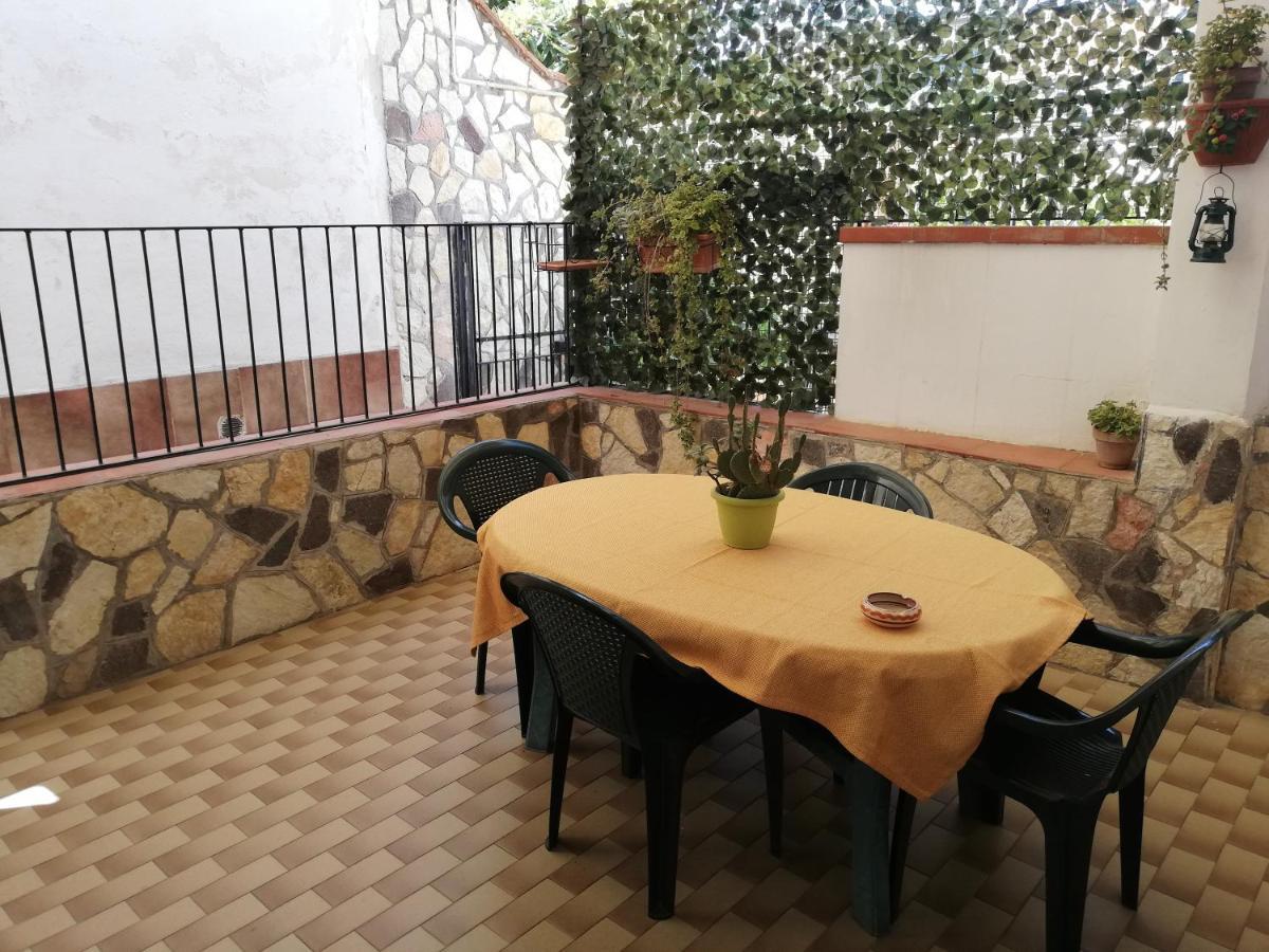 Charming Apartment In Mondello Palermo Kültér fotó